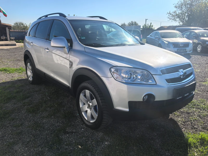 Chevrolet Captiva 2.4i , снимка 7 - Автомобили и джипове - 47674824