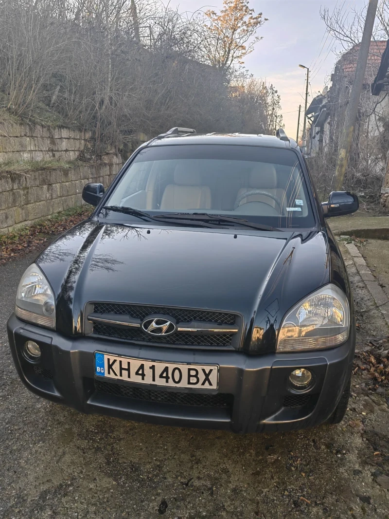 Hyundai Tucson 2.0, снимка 2 - Автомобили и джипове - 48392937