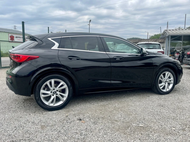 Infiniti Q30 LED-НАВИГАЦИЯ-ПАРКТРОНИК, снимка 6 - Автомобили и джипове - 51216002