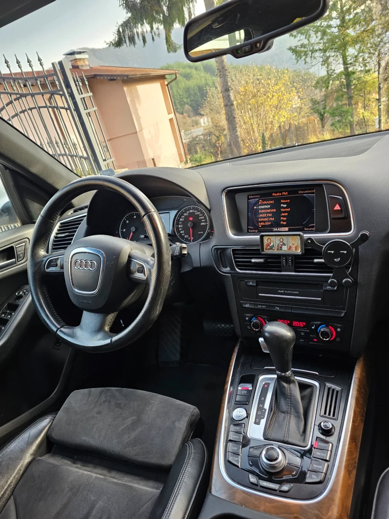 Audi Q5, снимка 13 - Автомобили и джипове - 52432850