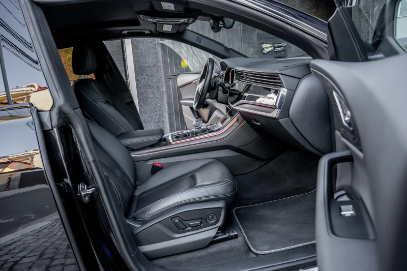 Audi Q8 SQ8 55 TFSI , снимка 9 - Автомобили и джипове - 52935590