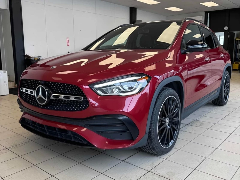 Mercedes-Benz GLA 250 Wine Red / DISTRONIC / 360 / AMBIENT / ПАМЕТ