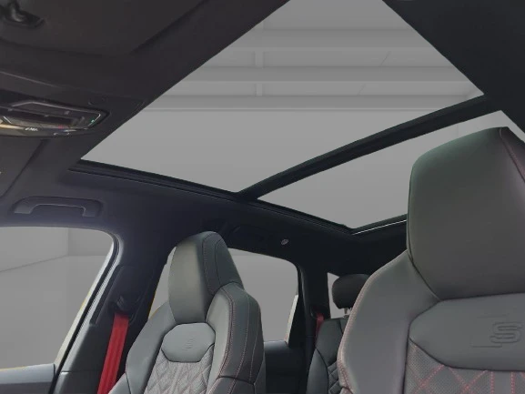 Audi SQ7 Quattro = Black Optic Plus = 7 Seats Гаранция, снимка 9 - Автомобили и джипове - 52810614