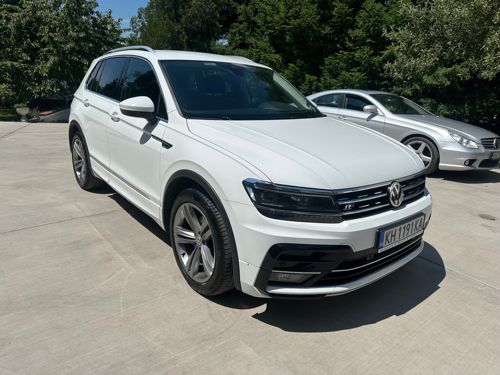 VW Tiguan 2.0TDI* R Line* 4MOTION* Distronic* Keyless*  - изображение 4