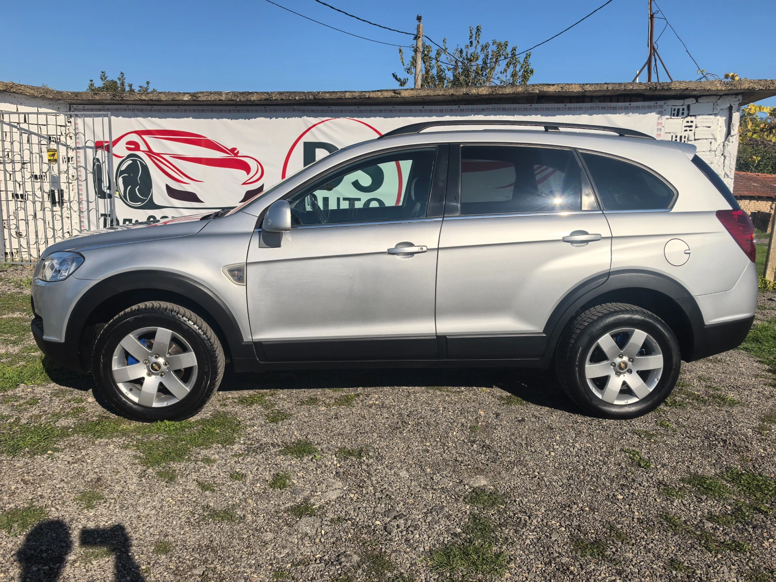 Chevrolet Captiva 2.4i  - изображение 2