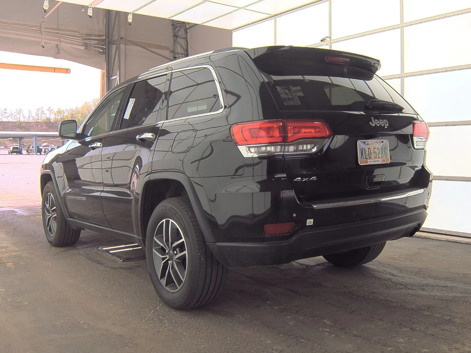 Jeep Grand cherokee LIMITED 3.6 AWD/ПОДГРЕВИ/КАМЕРА/BLIND SPOT - изображение 4
