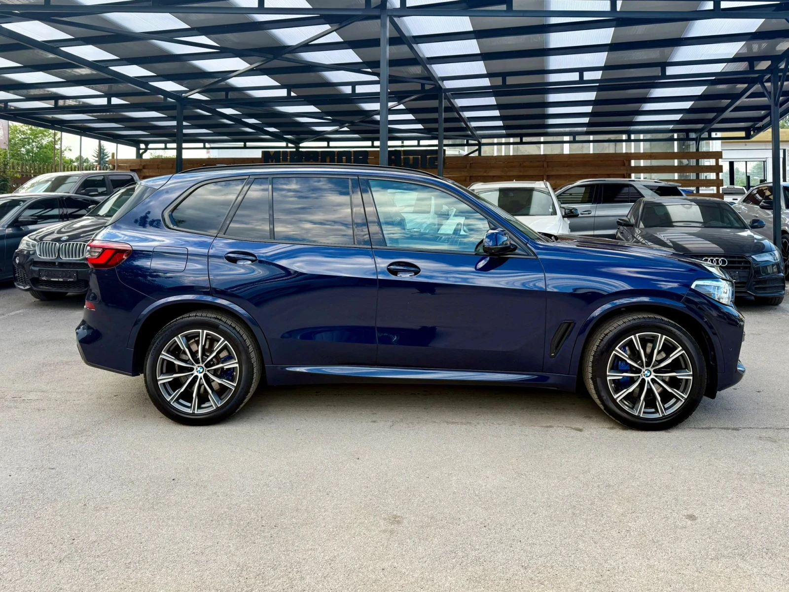 BMW X5 40i xDrive M-Pack Mild-Hybrid - изображение 4