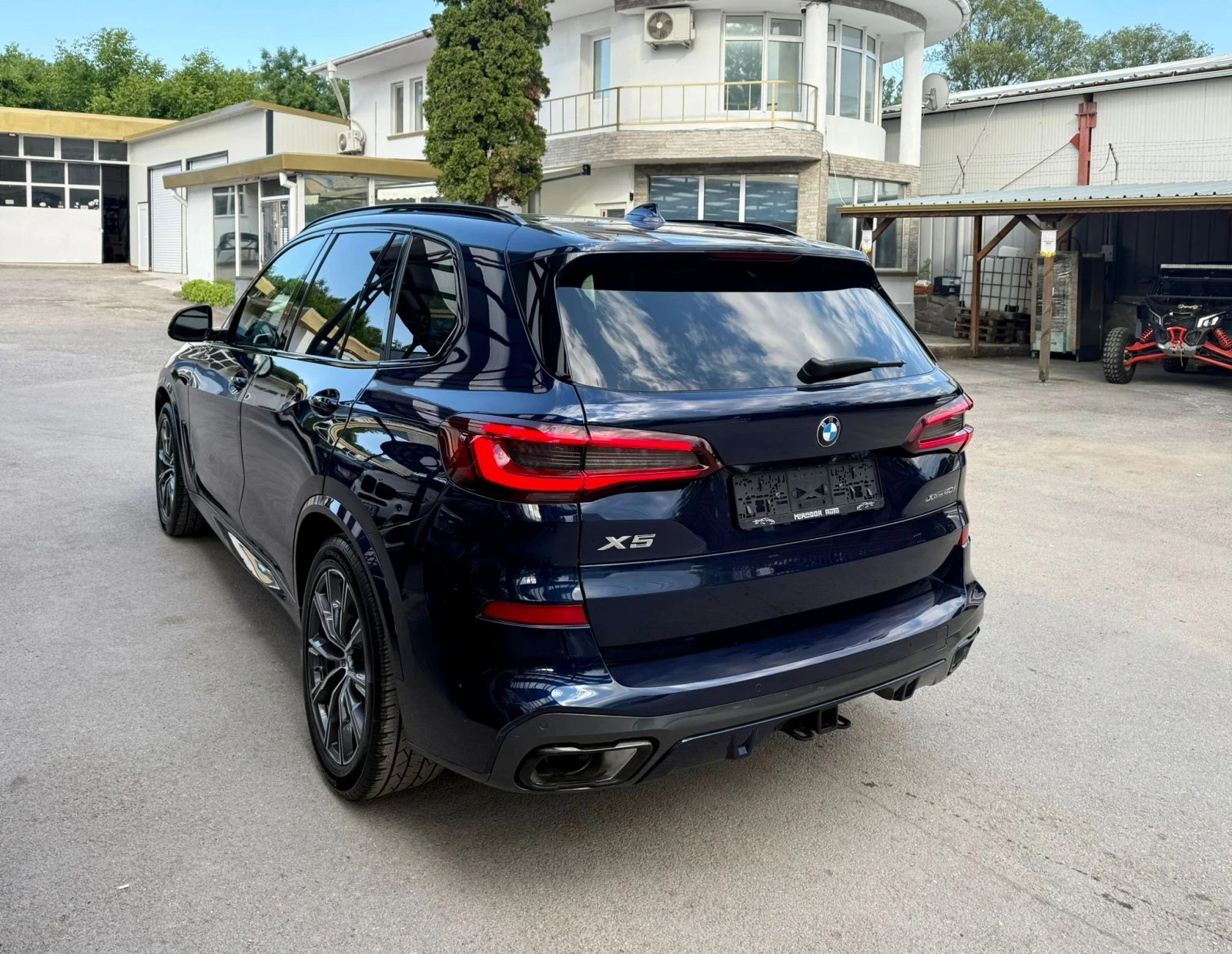 BMW X5 40i xDrive M-Pack Mild-Hybrid - изображение 7
