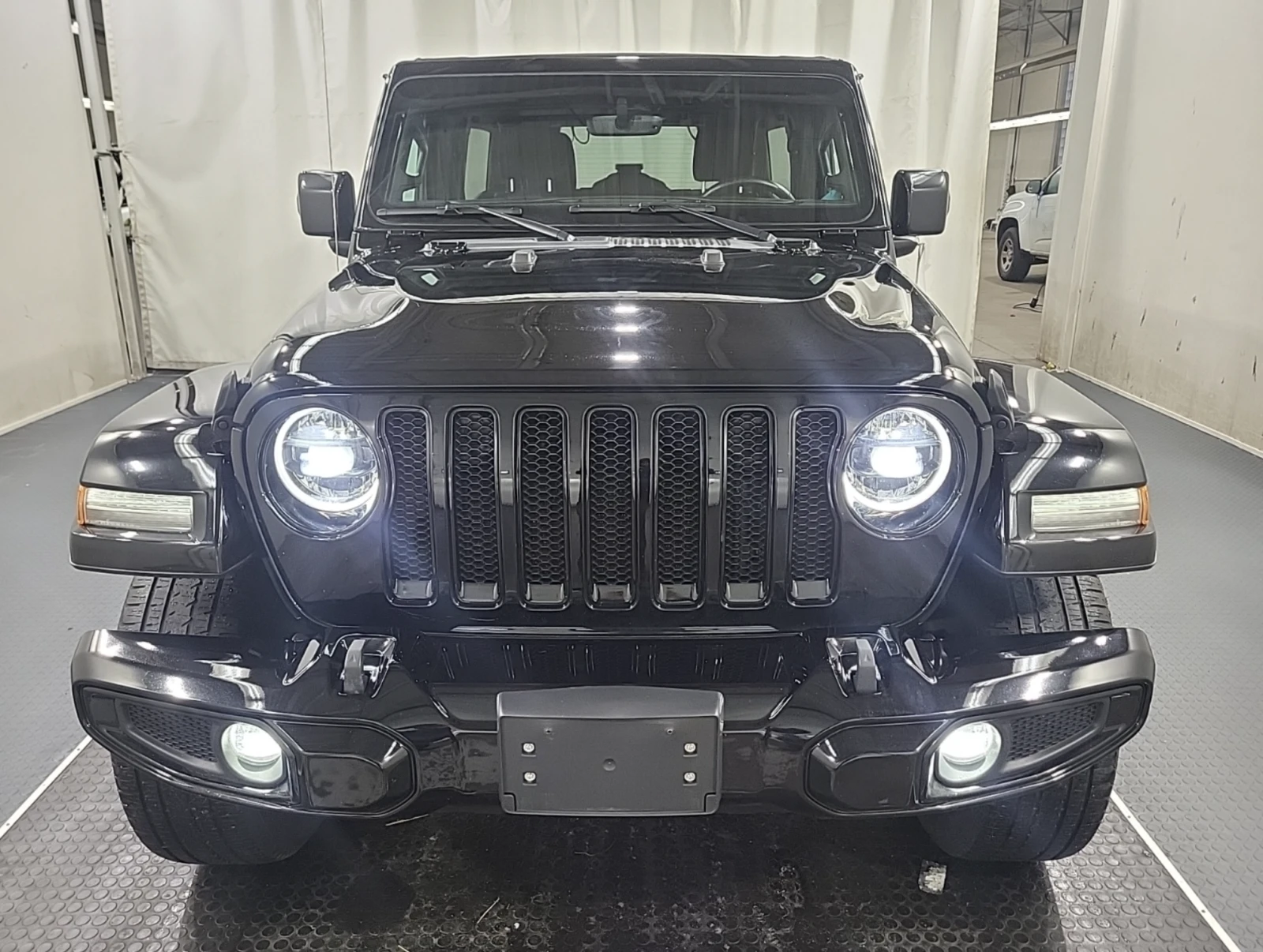 Jeep Wrangler 2023 Jeep Wrangler HIGH ALTITUDE - изображение 2