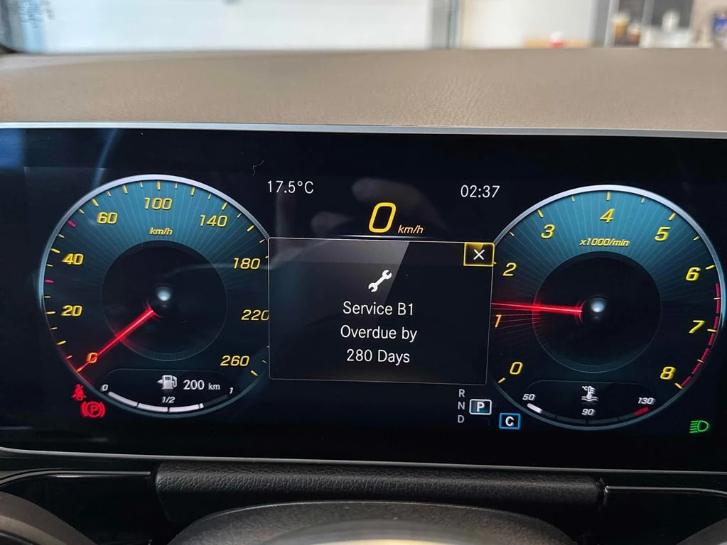 Mercedes-Benz GLA 250 Wine Red / DISTRONIC / 360 / AMBIENT / ����� | Mobile.bg � ����������� 16