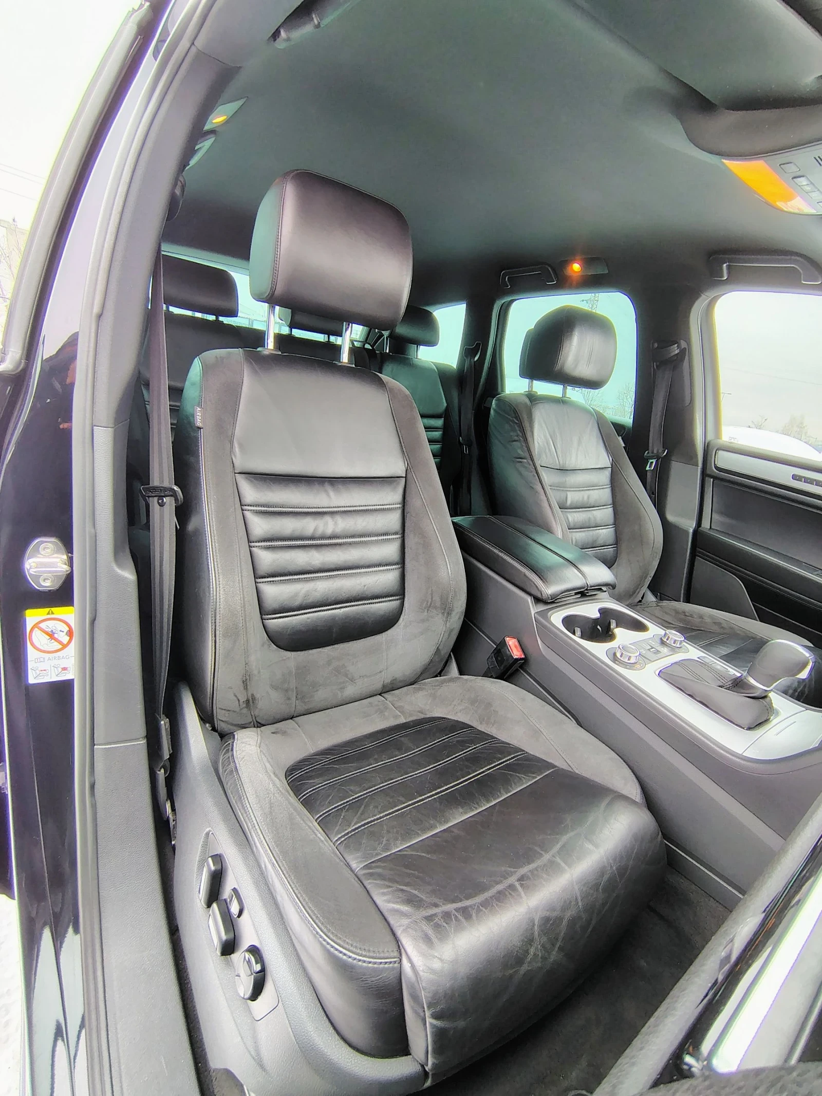 VW Touareg 3.0TDi 240�.�. | Mobile.bg � ����������� 16