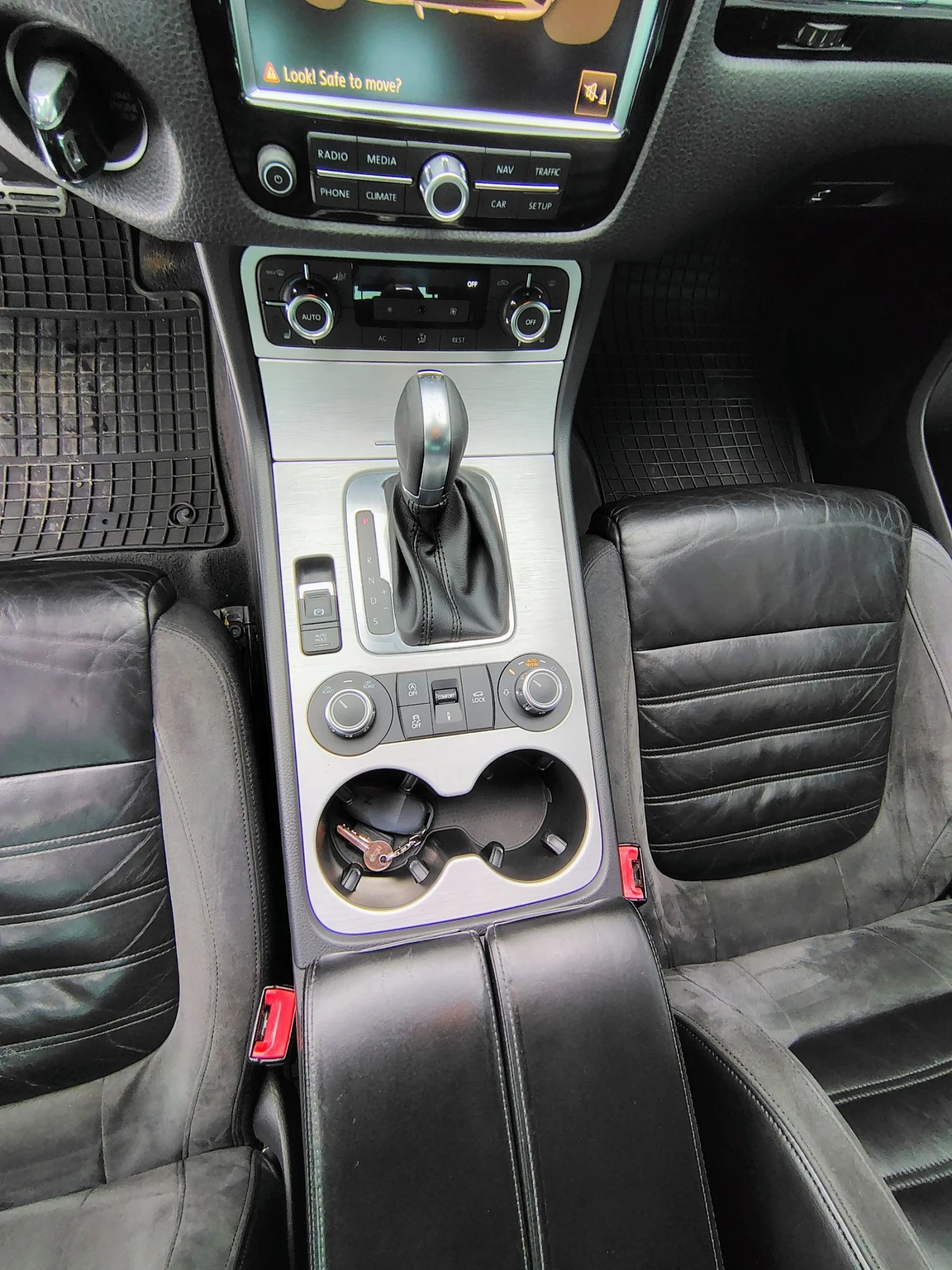 VW Touareg 3.0TDi 240�.�. | Mobile.bg � ����������� 14