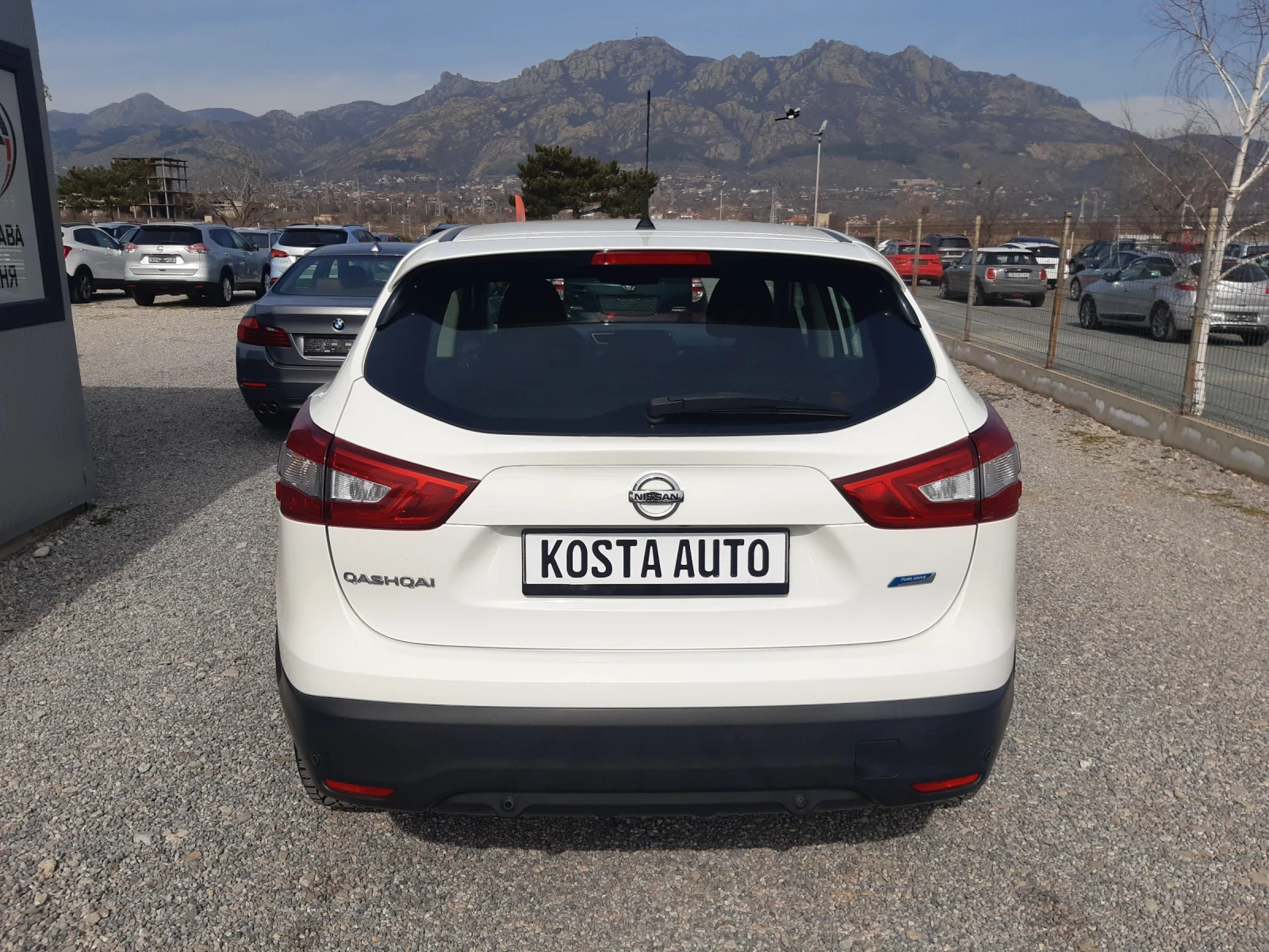 Nissan Qashqai КАТО НОВА  - изображение 5