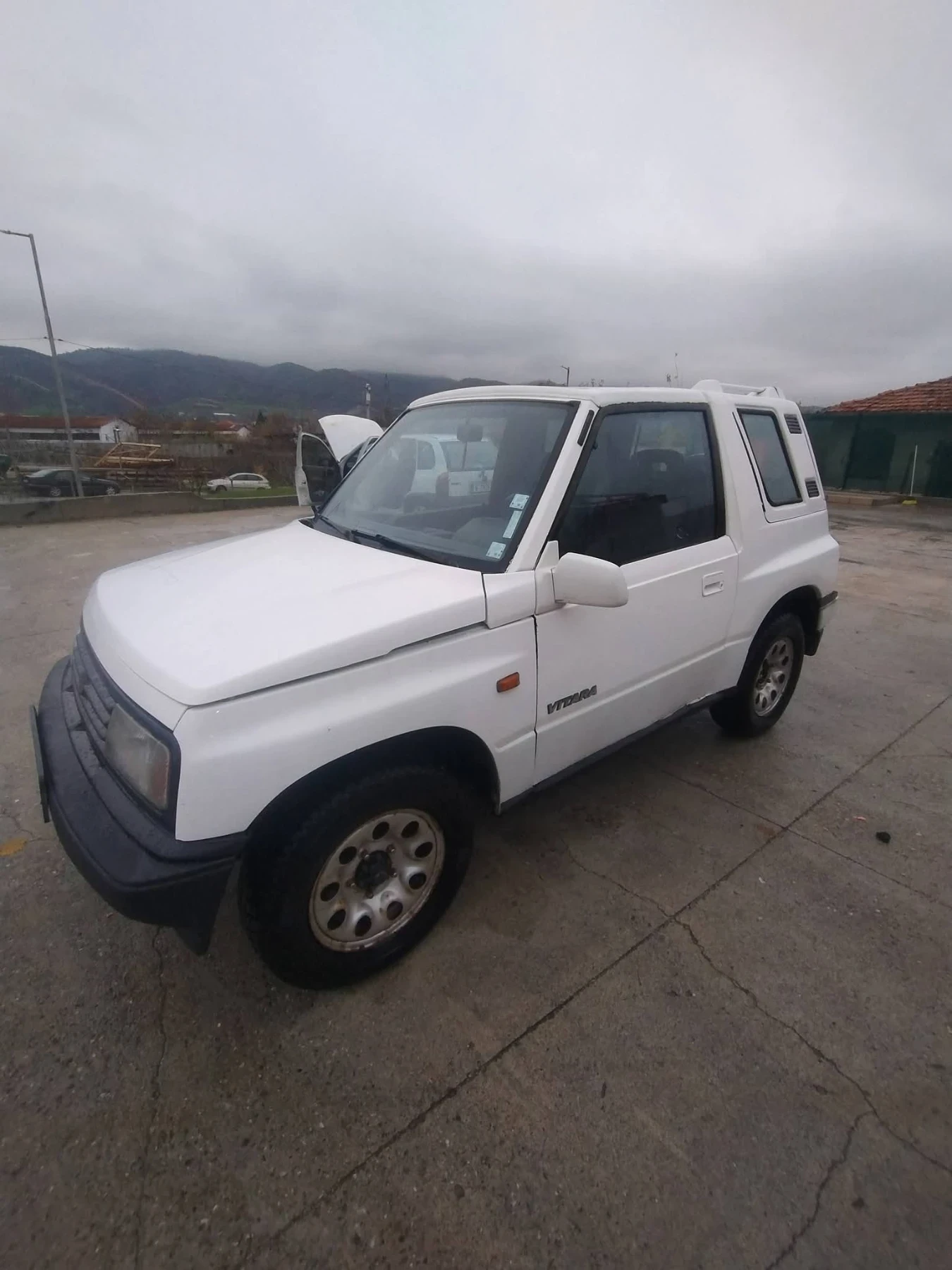 Suzuki Vitara, снимка 2 - Автомобили и джипове - 54042111