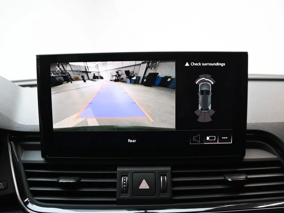 Audi SQ5 * АвтоКредит * (ЦЕНА ДО БГ), снимка 13 - Автомобили и джипове - 54043973