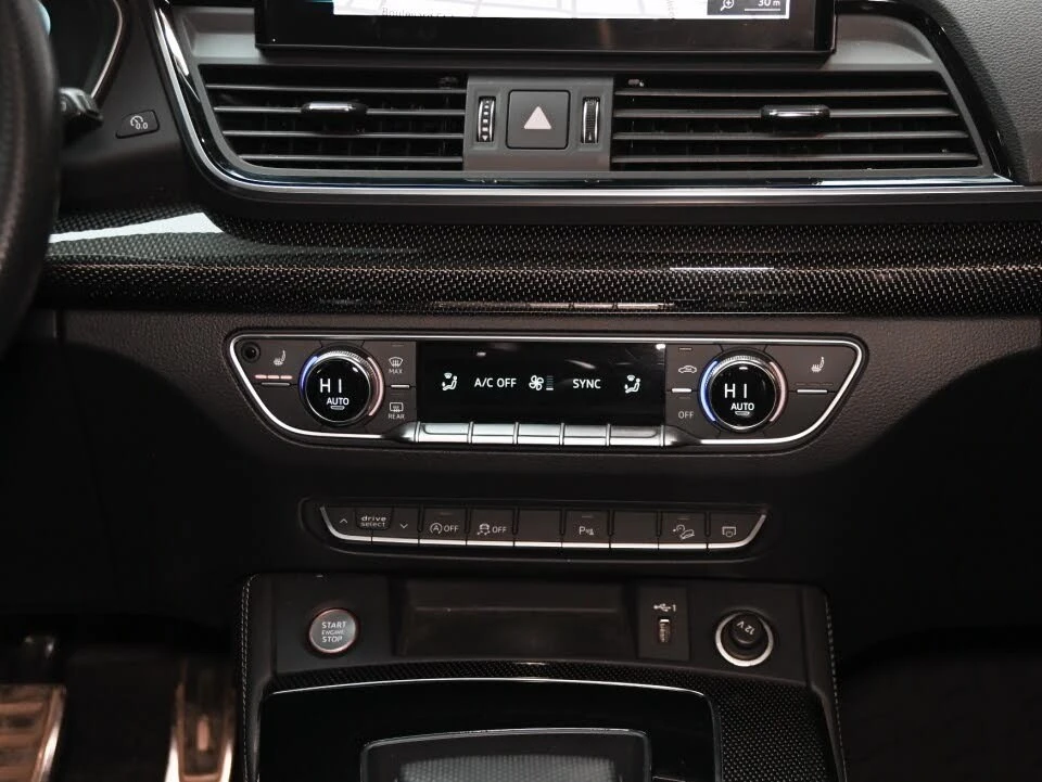 Audi SQ5 * АвтоКредит * (ЦЕНА ДО БГ), снимка 14 - Автомобили и джипове - 54043973