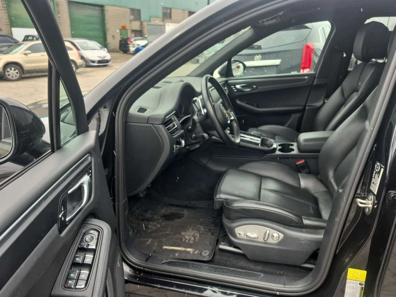 Porsche Macan * AWD * CARFAX * ��������� * �������� *  | Mobile.bg � ����������� 5