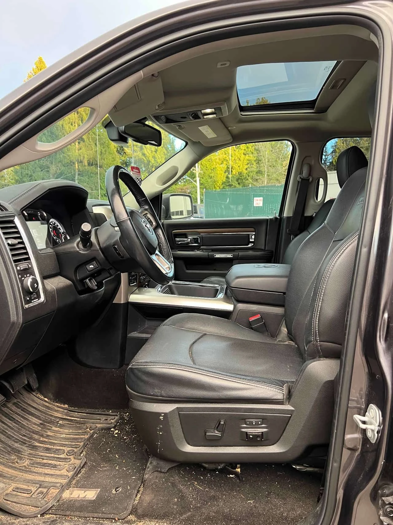 Dodge RAM 1500 * Laramie * �������* ���������*  | Mobile.bg � ����������� 5