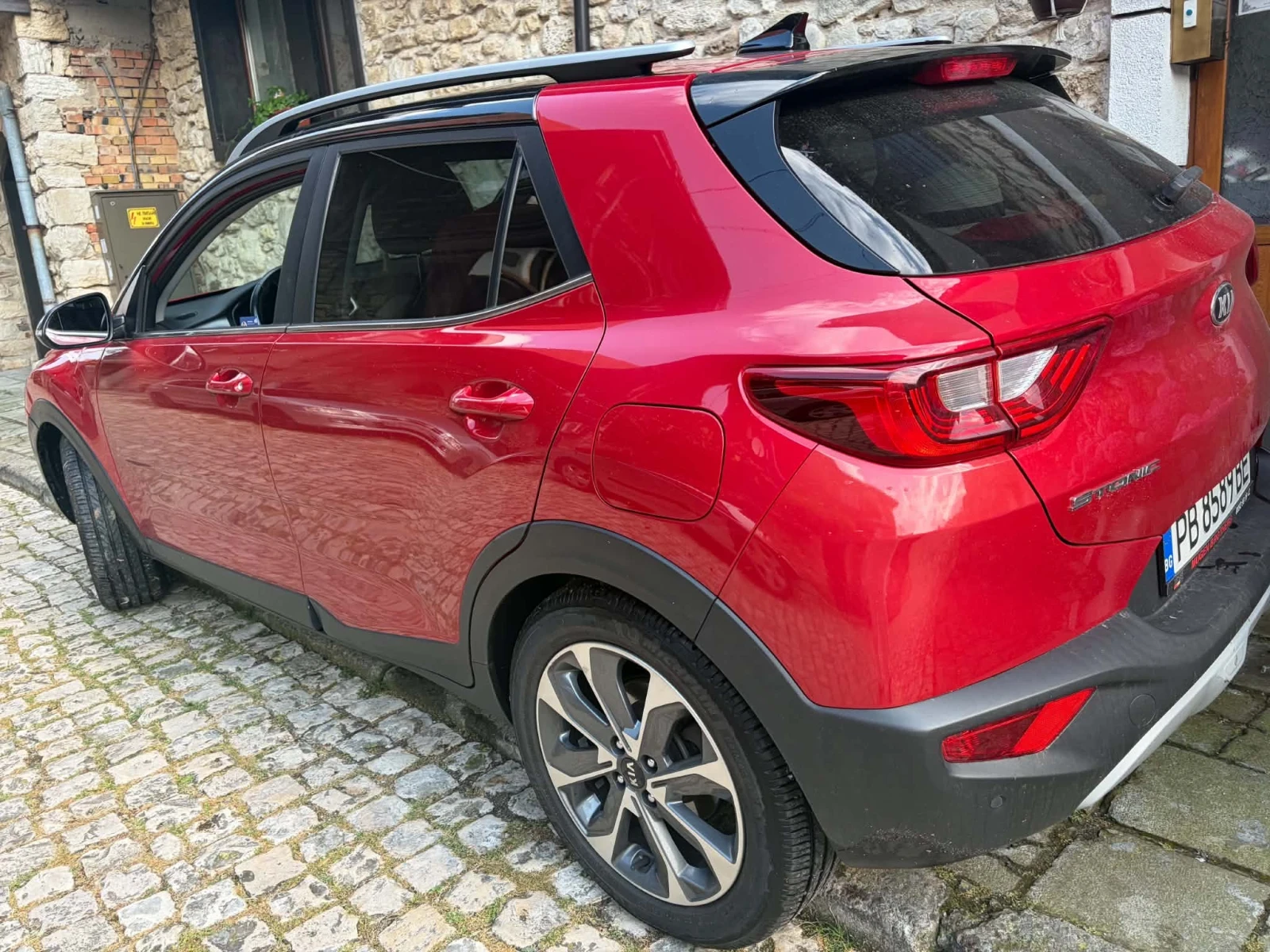 Kia Stonic, снимка 3 - Автомобили и джипове - 55193998