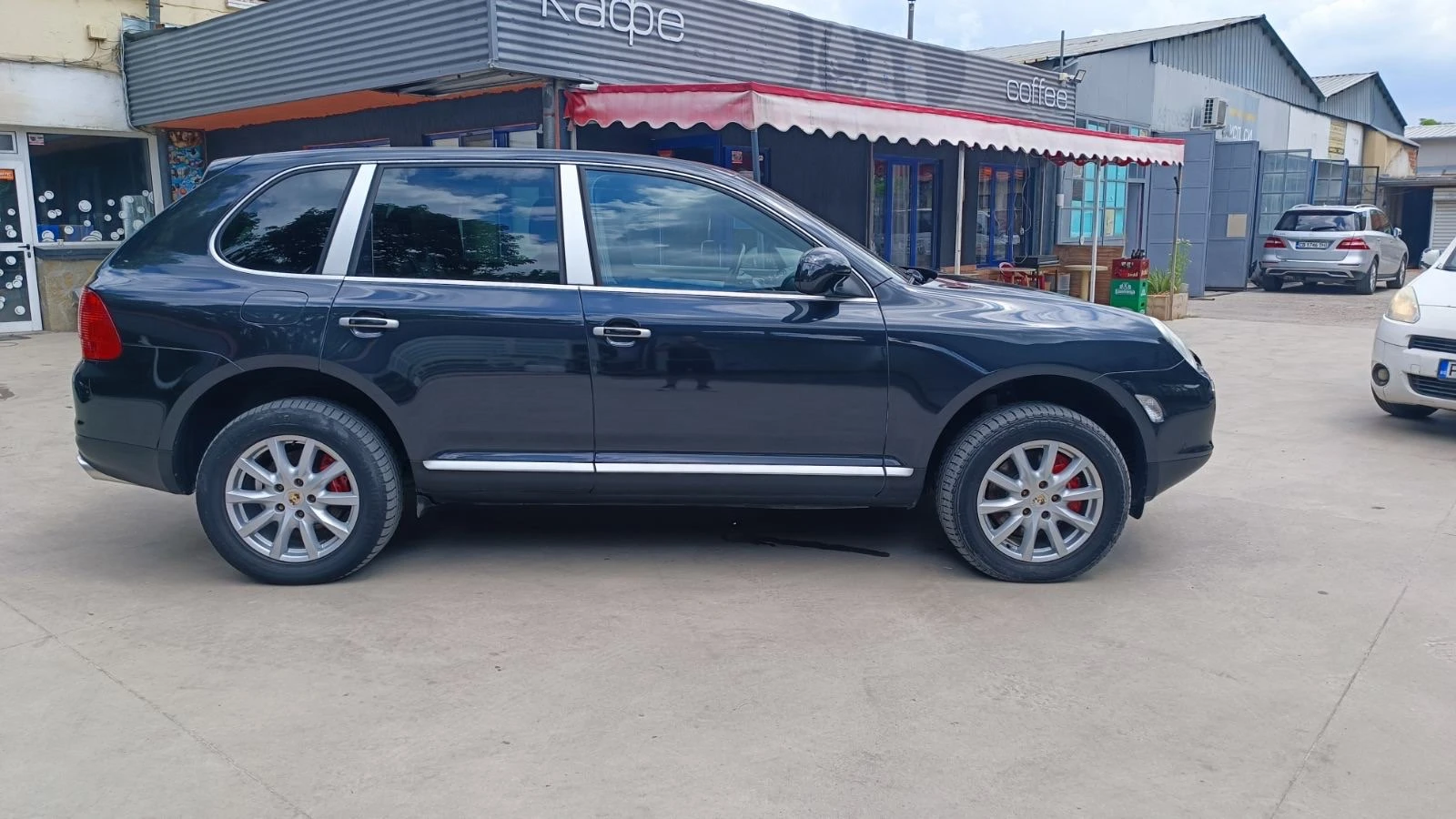 Porsche Cayenne 4.5, снимка 3 - Автомобили и джипове - 55308268