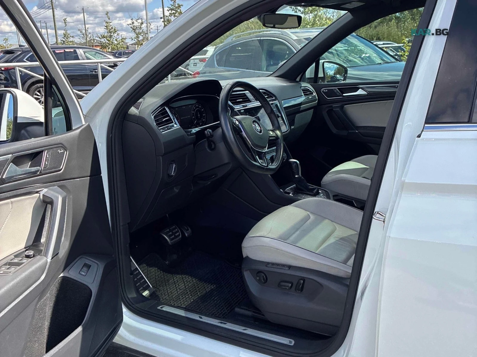 VW Tiguan Highline ЦЕНА ДО БЪЛГАРИЯ РЕГИСТРАЦИЯ & АВТОКРЕДИТ, снимка 6 - Автомобили и джипове - 56032383
