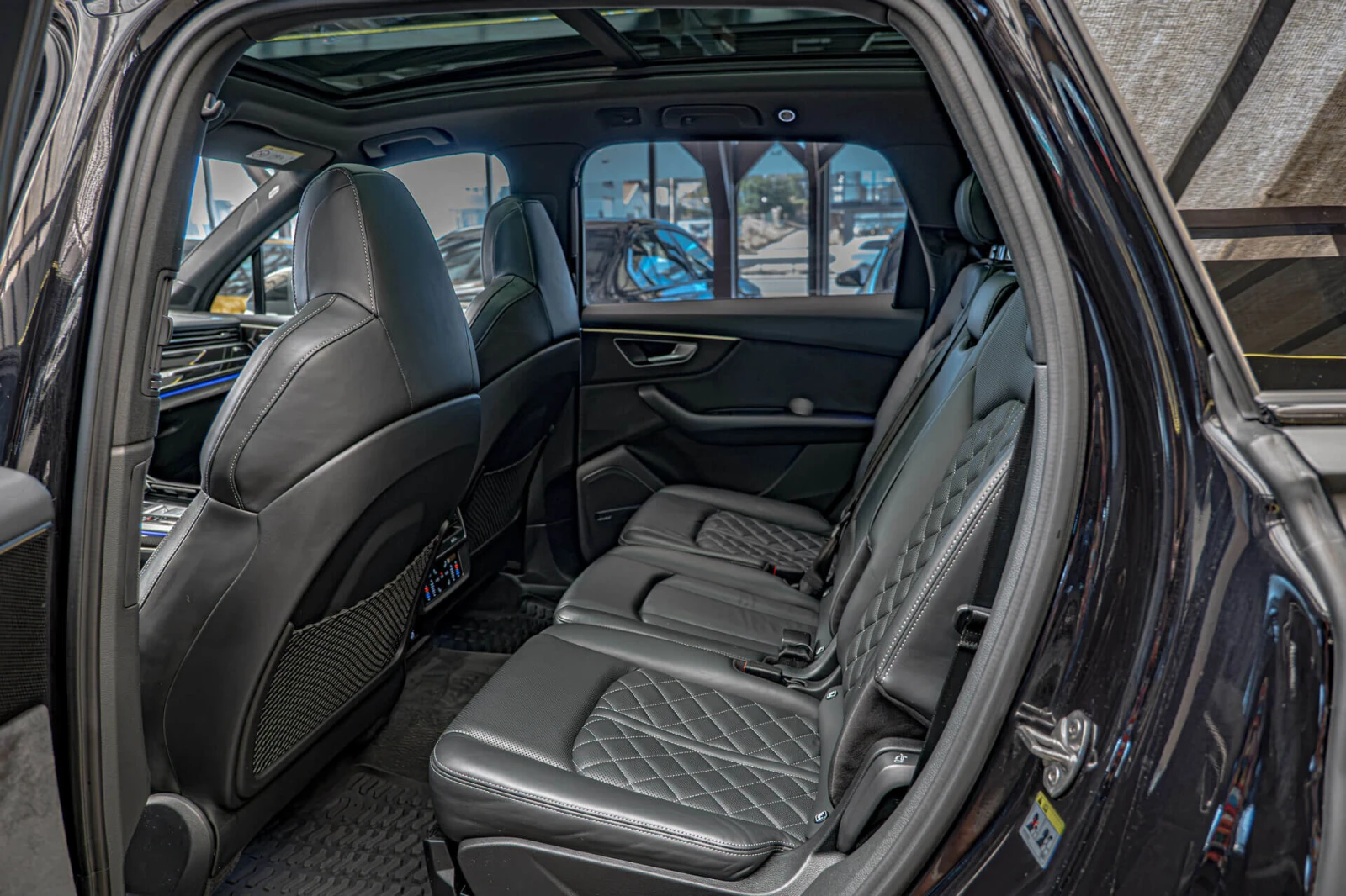 Audi SQ7 4.0TDI/Carbon/HuD/6+ 1/Bose/Soft Close/���������/� | Mobile.bg � ����������� 8