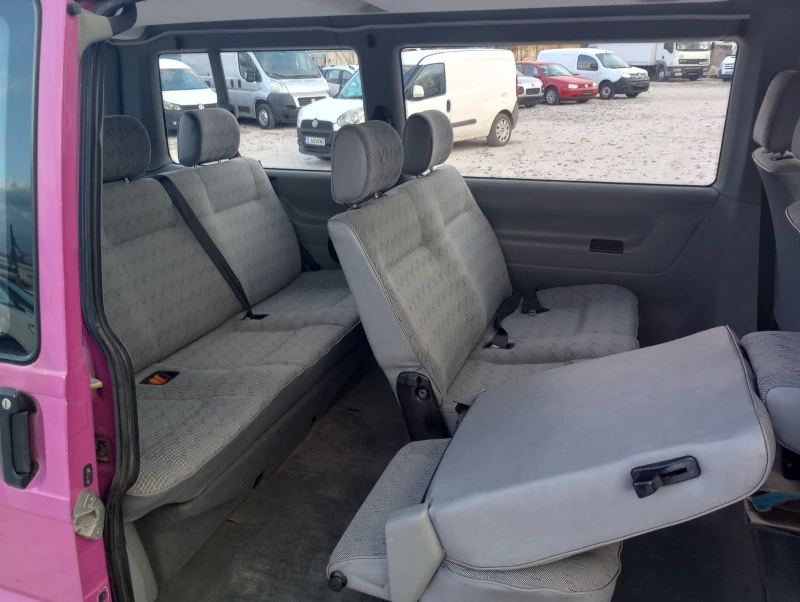 VW Caravelle 2.4D 7+1, снимка 9 - Бусове и автобуси - 39688917