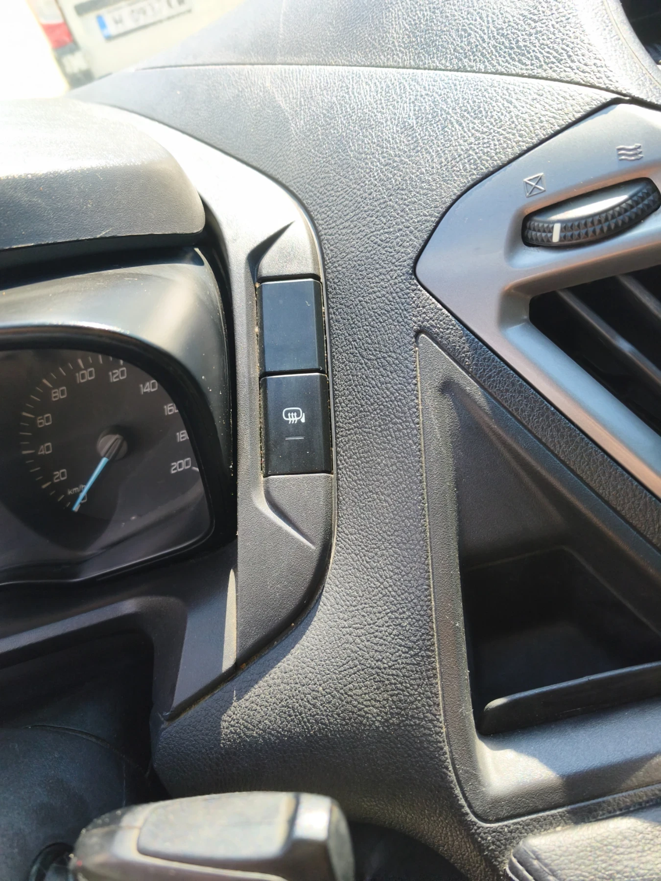 Ford Transit Custom 2.0 tdci, снимка 10 - Бусове и автобуси - 54107105