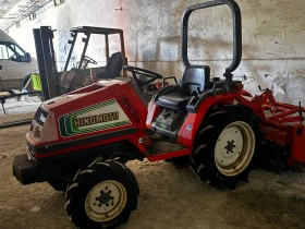 Трактор Hinomoto CX18, снимка 3
