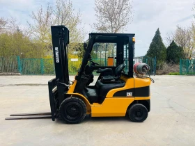 Мотокар Cat виличен изравнител и виличен позиционер, снимка 1