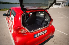 Toyota Aygo 1.0 БЕНЗИН/ГАЗ | КЛИМАТИК| ОБСЛУЖЕНА, снимка 9