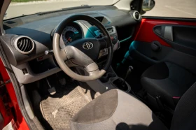 Toyota Aygo 1.0 БЕНЗИН/ГАЗ | КЛИМАТИК| ОБСЛУЖЕНА | Auto.bg — изображение 14