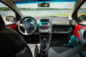 Toyota Aygo 1.0 БЕНЗИН/ГАЗ | КЛИМАТИК| ОБСЛУЖЕНА | Auto.bg — изображение 11