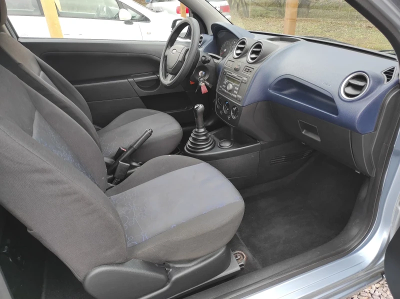 Ford Fiesta 1.25 / Euro - 4 / Benzin, снимка 10 - Автомобили и джипове - 48212185