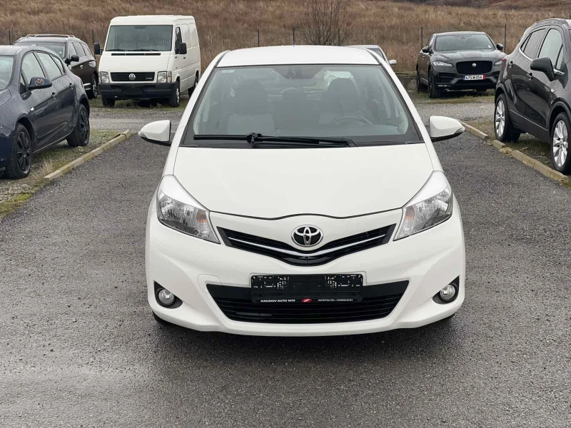 Toyota Yaris 1.4 D4D, снимка 1 - Автомобили и джипове - 48355272