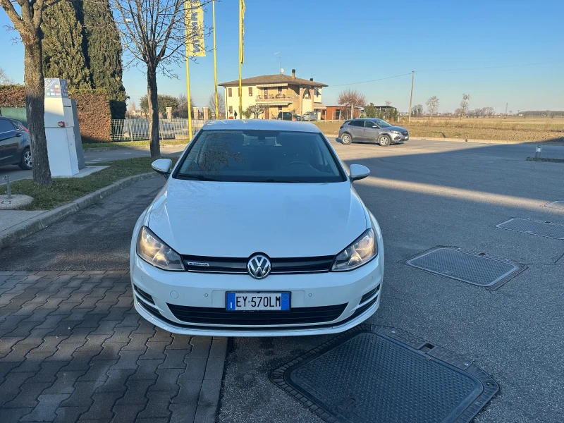 VW Golf, снимка 2 - Автомобили и джипове - 48693508