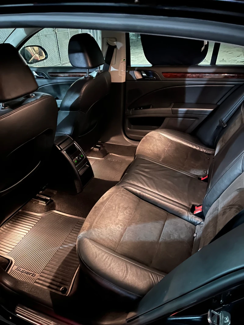 Skoda Superb, снимка 9 - Автомобили и джипове - 52951808