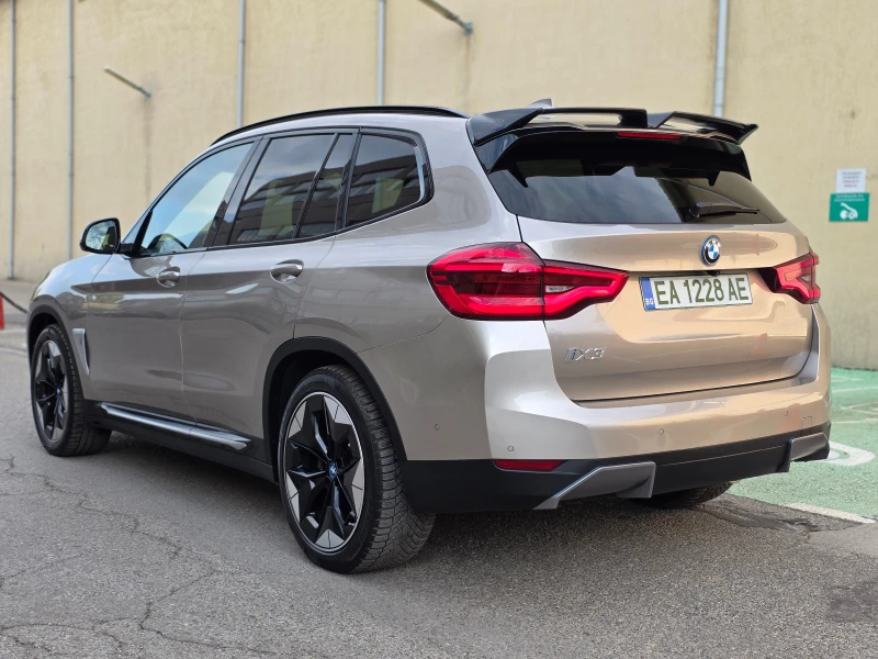 BMW iX3 Автомобил в пълна гаранция! , снимка 7 - Автомобили и джипове - 51662343