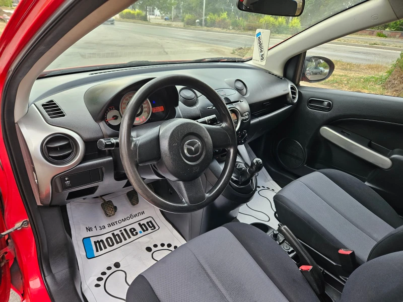 Mazda 2 1.3, 75к.с., 148х.км.!, снимка 9 - Автомобили и джипове - 51861073