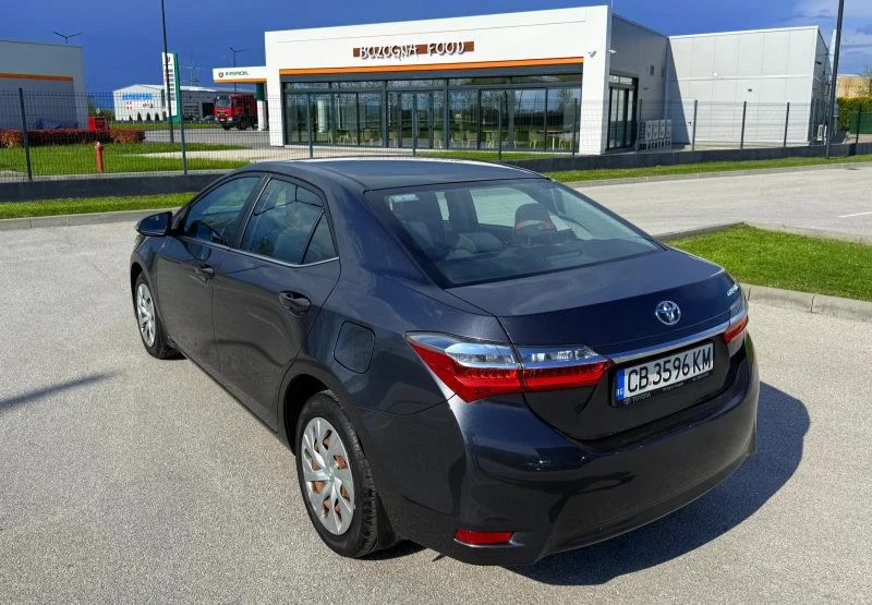 Toyota Corolla 1.6 CVT, снимка 8 - Автомобили и джипове - 52913151