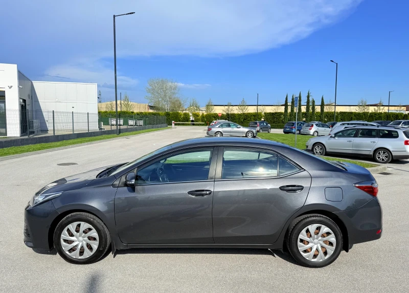 Toyota Corolla 1.6 CVT, снимка 6 - Автомобили и джипове - 52913151