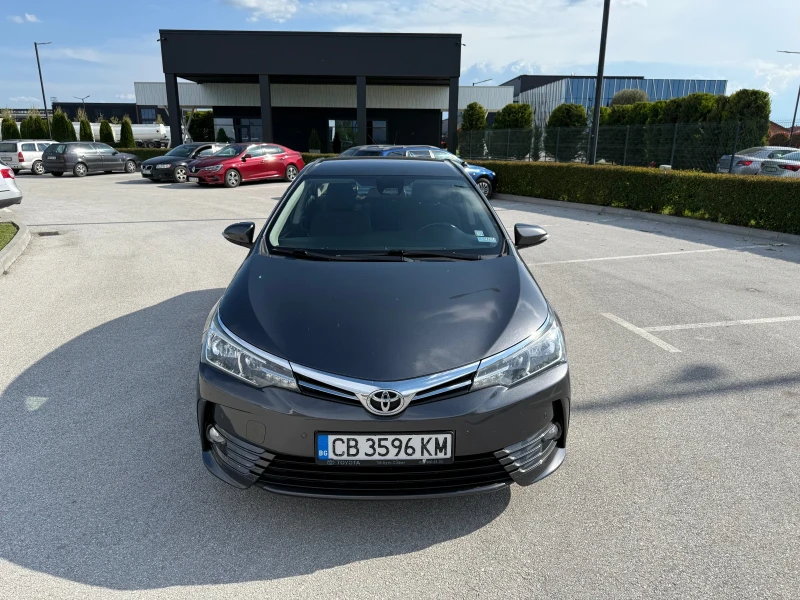 Toyota Corolla 1.6 CVT, снимка 9 - Автомобили и джипове - 52913151