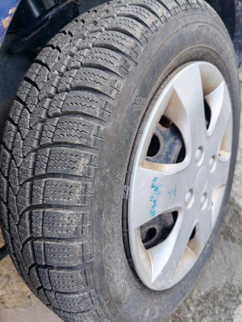 Subaru Justy 4х4, снимка 11 - Автомобили и джипове - 52432072