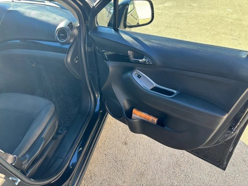 Chevrolet Orlando 6+ 1, снимка 8 - Автомобили и джипове - 52956073