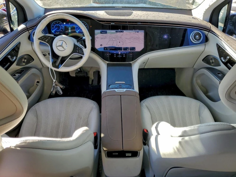 Mercedes-Benz EQS 580 / 4MATIC / HYPERSCREEN / FULL , снимка 8 - Автомобили и джипове - 53155330