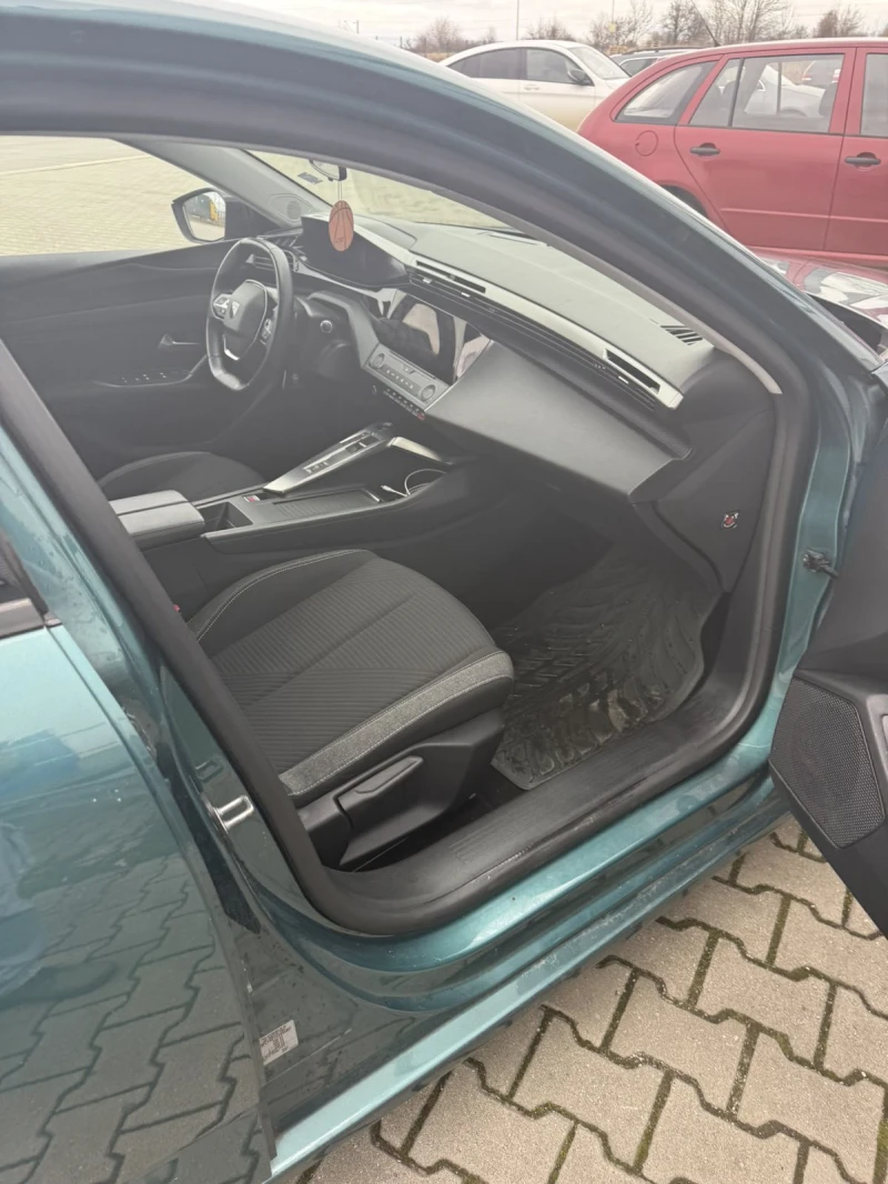 Peugeot 308 1.5 bluehdi 130 EAT8 ACTIVE, снимка 8 - Автомобили и джипове - 53164172