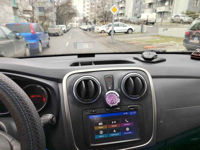 Dacia Sandero STEPWAY 0, 9TSI, снимка 15 - Автомобили и джипове - 53387354