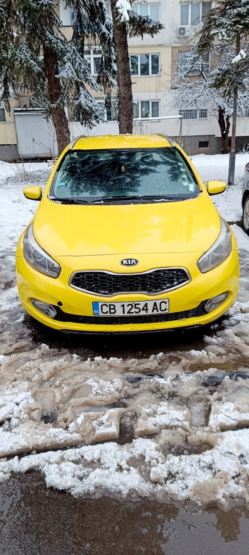 Kia Ceed, снимка 2 - Автомобили и джипове - 53575964