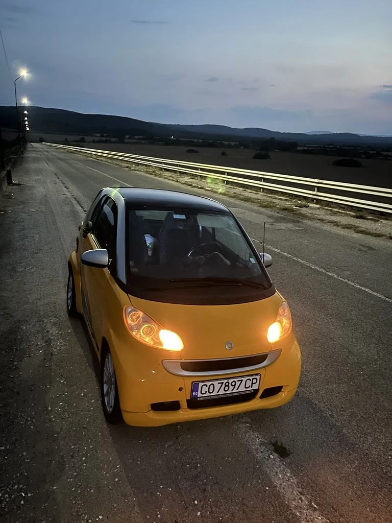 Smart Fortwo 1000, снимка 1 - Автомобили и джипове - 47221669