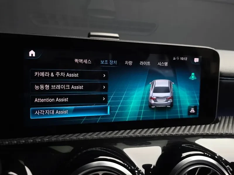 Mercedes-Benz A 220, снимка 16 - Автомобили и джипове - 55091096